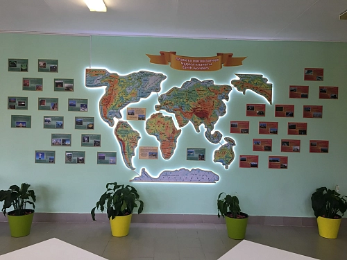 Комплект стендов "Карта Мира" с подсветкой арт. СП-4003